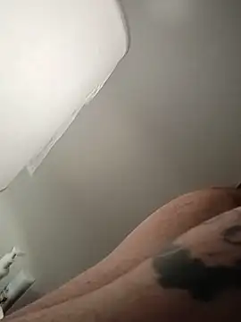 nakedgarbageperson's Live XXX Chat
