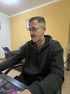 Živý XXX chat MeladoDiMel