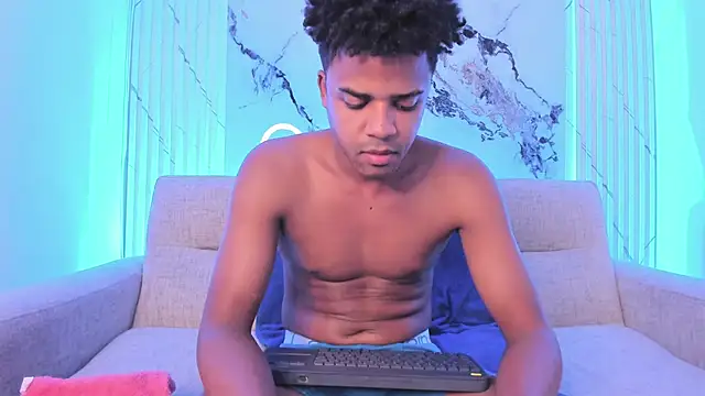 Živý XXX chat TaylorClay_