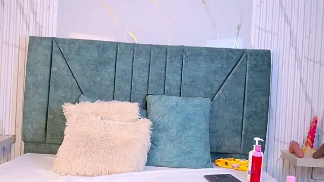 Daikihot Adlı Modelin Canlı XXX Sohbeti