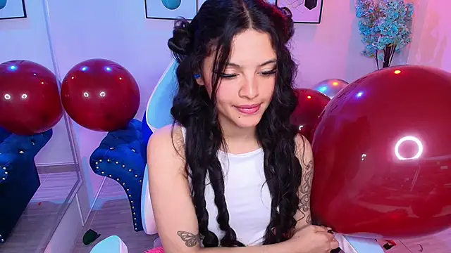 Chat XXX ao vivo de Maddie_T18