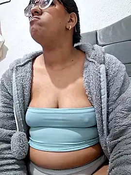 ZaidaWet live XXX chat