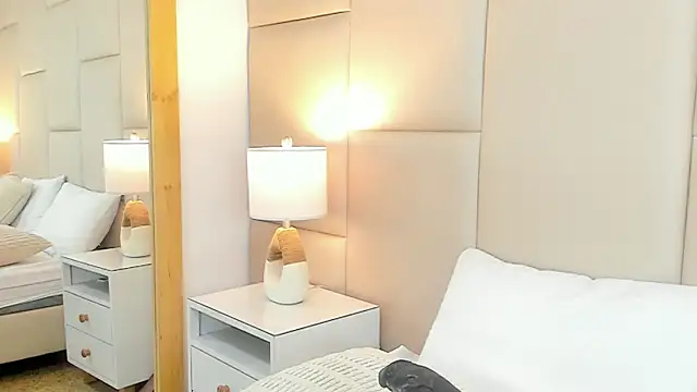 AntoniaRoss_ Obrolan Langsung XXX