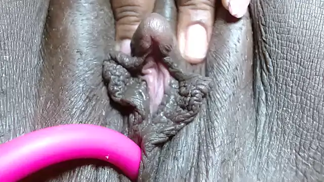 morenahott1's Live XXX Chat