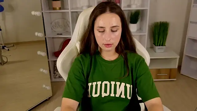 Živý XXX chat NadinnL