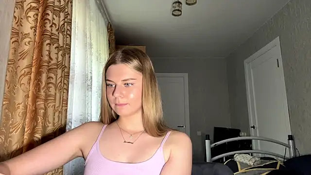 Онлайн чат XXX HoneysPiee