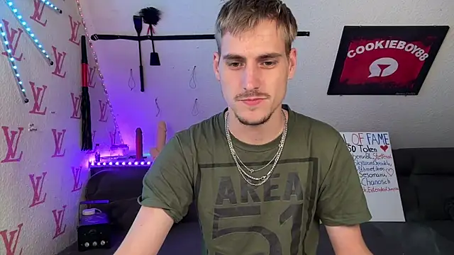 Živý XXX chat Cookieboy88