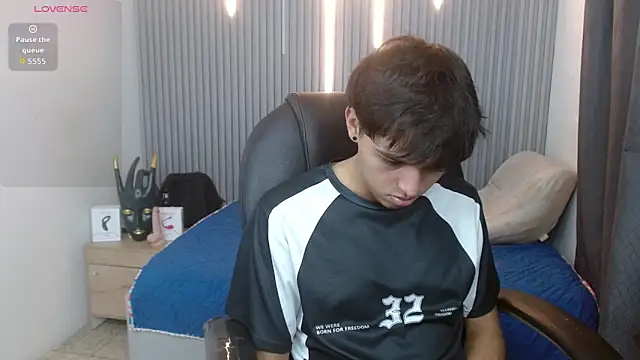 StiwenTwink 라이브 XXX 채팅