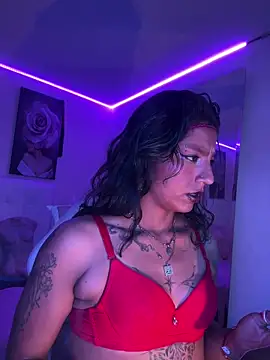 Chat XXX en directo de SamathaMay
