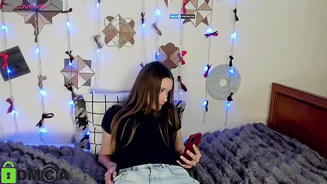 Elina_X élő XXX-chatje