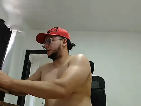 cloudsxxx live XXX chat