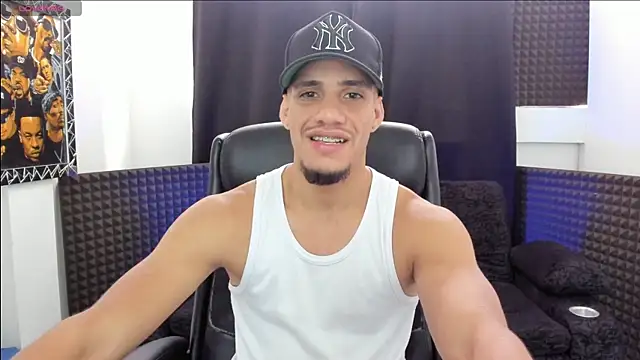 Chat +18 de jhonnysnow17 ao vivo