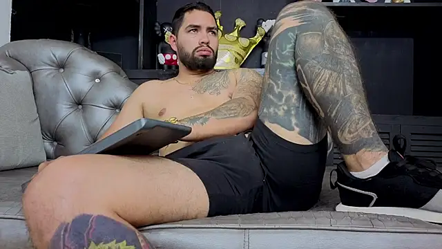 Chat +18 de matteosantos ao vivo