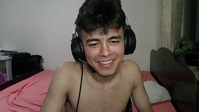 Show modela ToddWarren na web-kameri