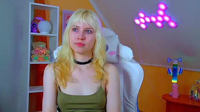 HannahHollis live XXX chat