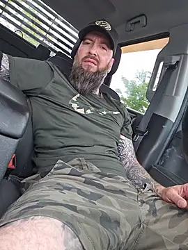 Beardedtattood: онлайн-секс-чат