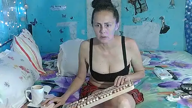 brighteyes77's Live XXX Chat