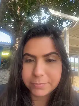 Chat +18 de HellenaTinoco ao vivo
