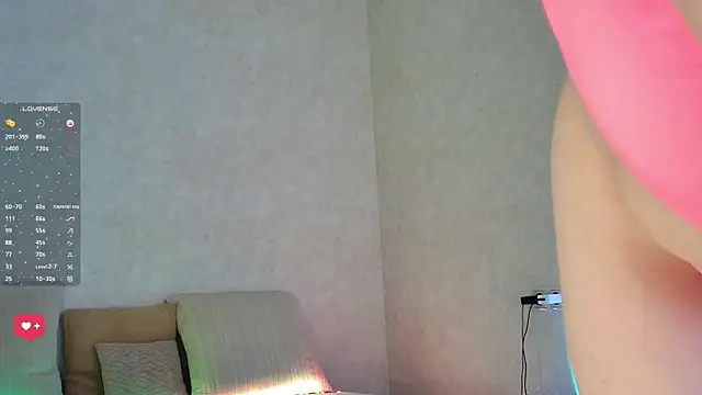 Roseaan Live XXX chat