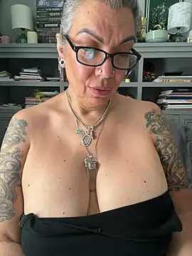 dieseldame1313 লাইভ XXX চ্যাট