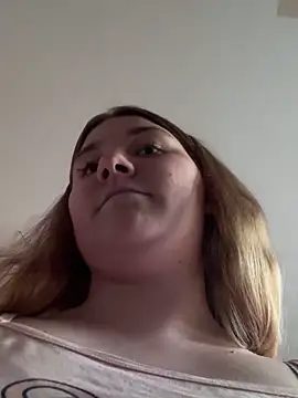 XXX chat uživo modela Flowers889
