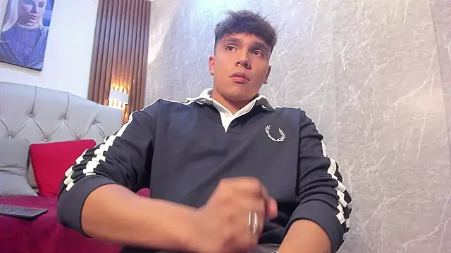 Živý XXX chat Thiago_Kozak