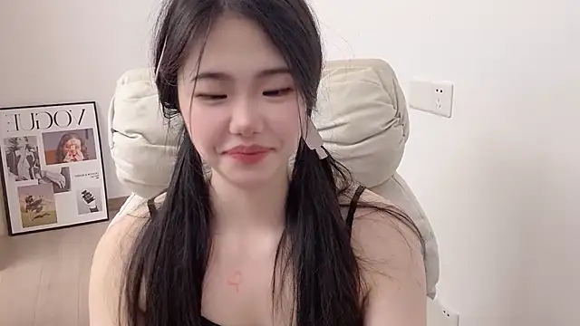 suki-1's Live XXX Chat