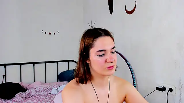LiyaFly XXX чат на живо
