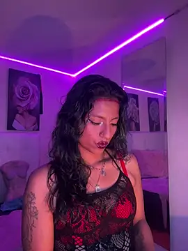 Chat +18 de SamathaMay ao vivo