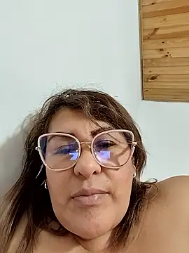 AlexxiaaMat 即時 XXX 聊天