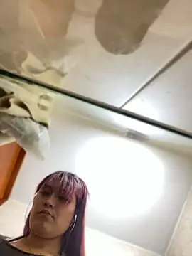 Mely_ec 现场XXX聊天