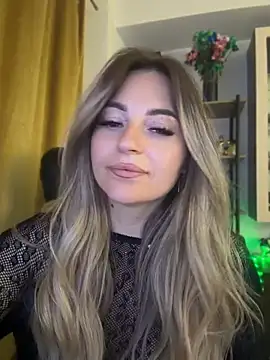 צ'אט XXX בשידור חי של Rania_Stitch