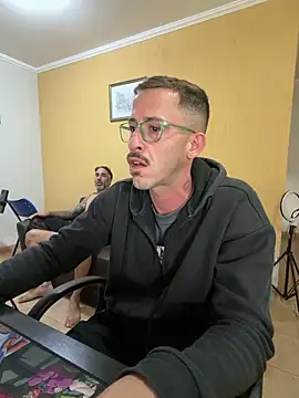 Živý XXX chat MeladoDiMel