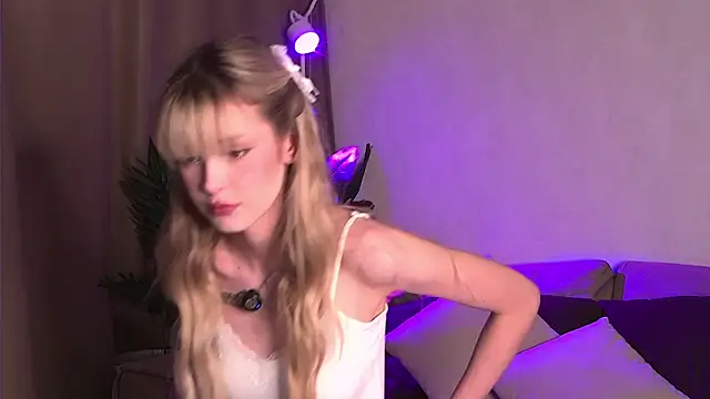BellaSecrettt live XXX chat