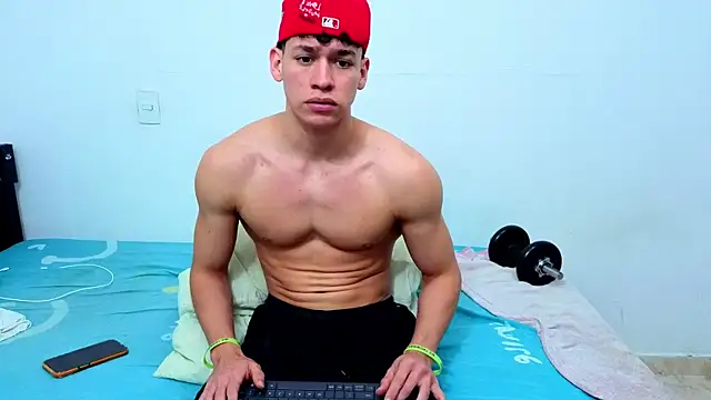 XXX chat uživo modela Luke_Muscle