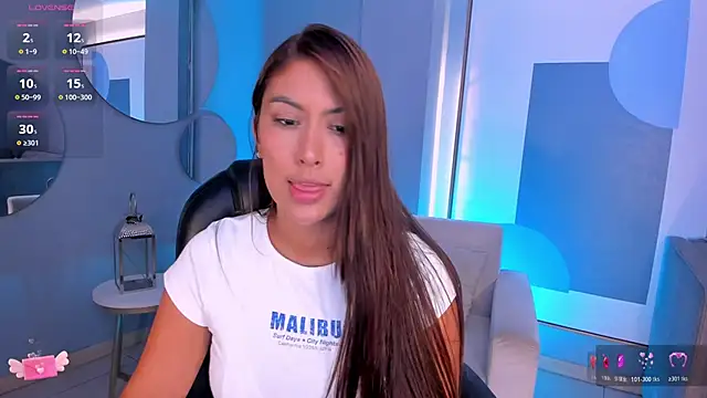 Chat +18 de ArianaDumont ao vivo