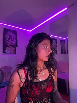 Chat +18 de SamathaMay ao vivo