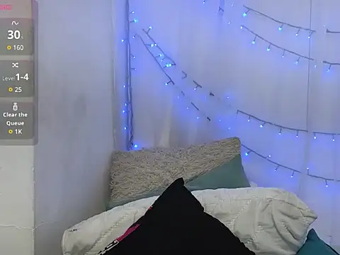 ninaa_fox's Live XXX Chat
