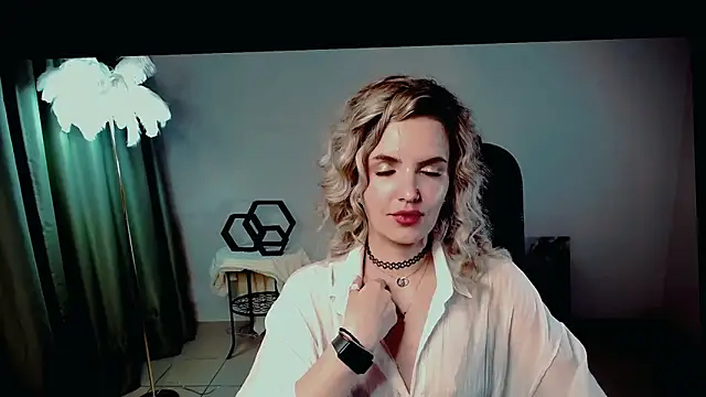AliceSmiten Live XXX chat