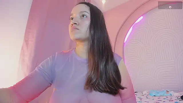 Ari-New Chat XXX in diretta