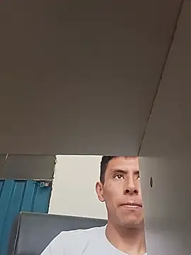 Chat +18 de TidyLuging ao vivo