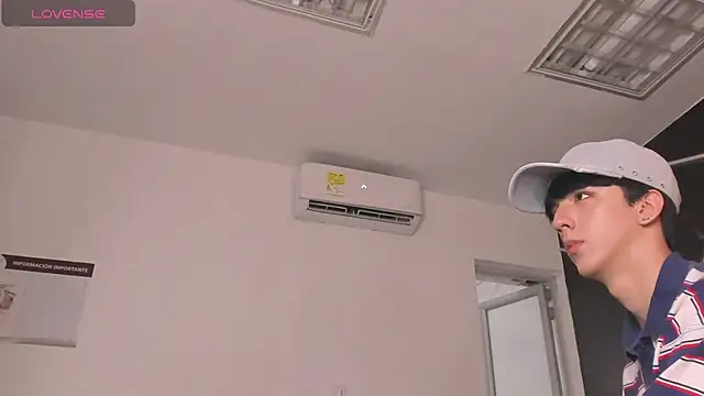 Онлайн чат XXX AerumChae