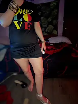 Jennybootyjones' Live XXX Chat