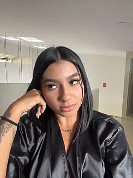AlyssaRayn Live XXX chat