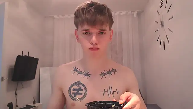 Fredd_Xanders élő XXX-chatje