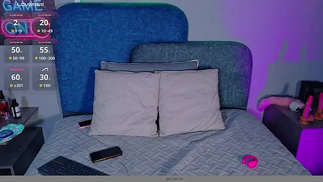 Charlott__18 Live XXX Chat