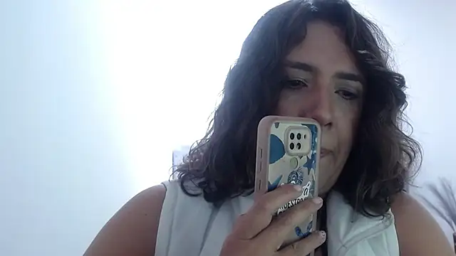 Chat XXX en directo de Victoria_meester