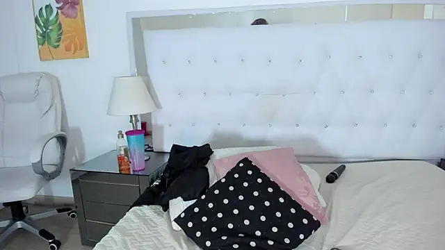 Isla_Scott Live XXX-chat