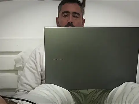 Chat XXX ao vivo de victor_chat
