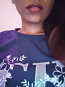 Chat XXX ao vivo de Asmiratamil